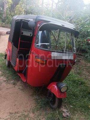 Bajaj Three Wheel 2004 - பயன்படுத்தப்பட்டது முச்சக்கர வண்டி sale in Sri Lanka - patpat.lk
