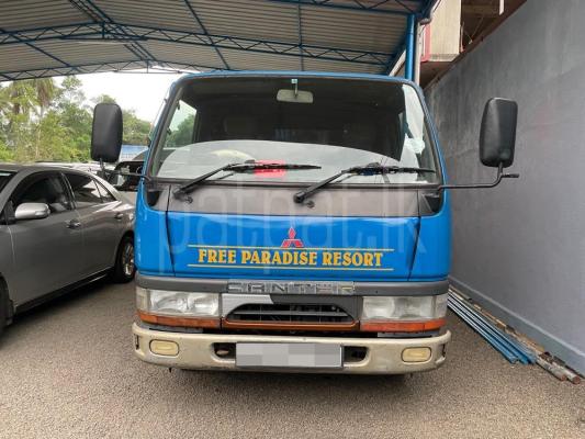 Mitsubishi Canter 2001 - භාවිතා කරන ලද ට්‍රක් රථය sale in Sri Lanka - patpat.lk
