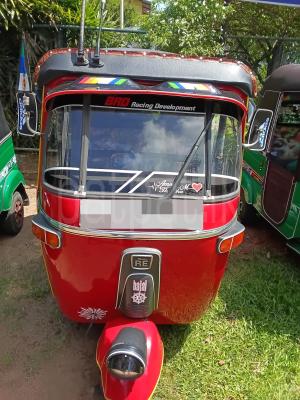 Bajaj 2 stroke 2009 - பயன்படுத்தப்பட்டது முச்சக்கர வண்டி sale in Sri Lanka - patpat.lk