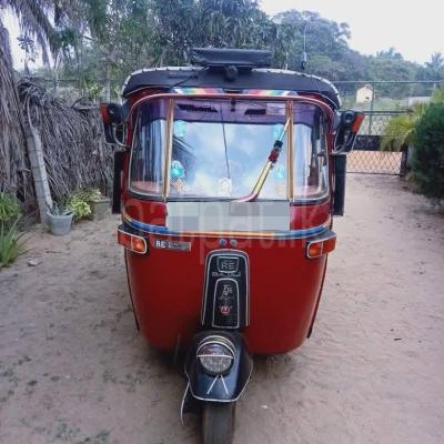 Bajaj Three Wheel 2009