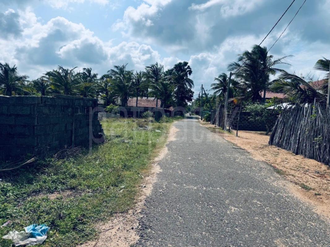 Residential Land for Sale in Wadduwa