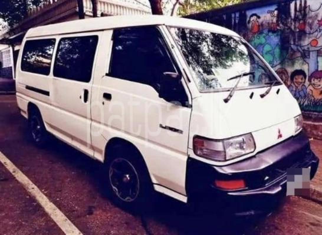 Mitsubishi PO5 2010 -  Van sale in Sri Lanka - patpat.lk