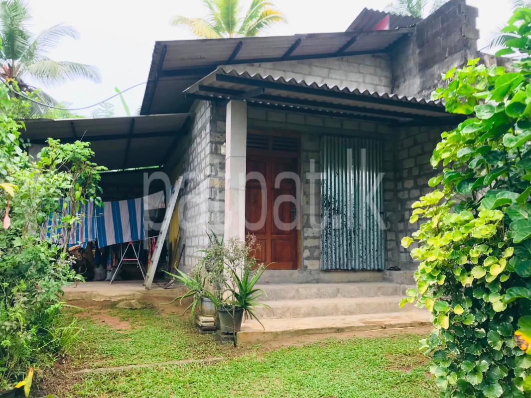 House for Sale in Henegama