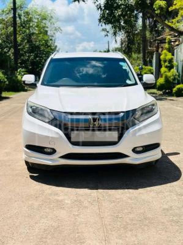 Honda Vezel 2014 -  SUV sale in Sri Lanka - patpat.lk