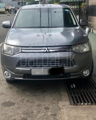 Mitsubishi Outlander 2013 - Used SUV sale in Sri Lanka - patpat.lk