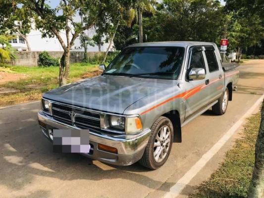 Toyota Hilux 1990
