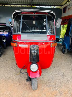 Bajaj Three Wheel 2006 - பயன்படுத்தப்பட்டது முச்சக்கர வண்டி sale in Sri Lanka - patpat.lk