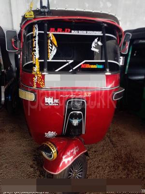 Bajaj Three Wheel 2004 - பயன்படுத்தப்பட்டது முச்சக்கர வண்டி sale in Sri Lanka - patpat.lk