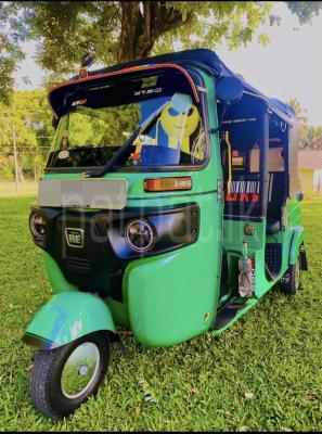 Bajaj 4 stroke 2019 - Used Three wheeler sale in Sri Lanka - patpat.lk