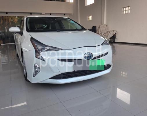 Toyota Prius 2016 - Used Car sale in Sri Lanka - patpat.lk