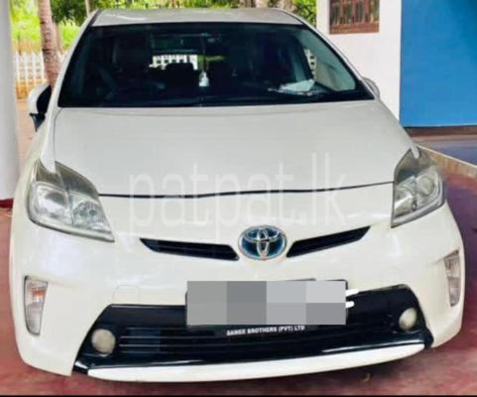 Toyota Prius 2013 -  කාර් sale in Sri Lanka - patpat.lk