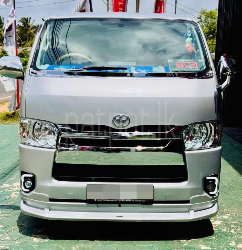 Toyota Hiace 2005 -  வேன் sale in Sri Lanka - patpat.lk