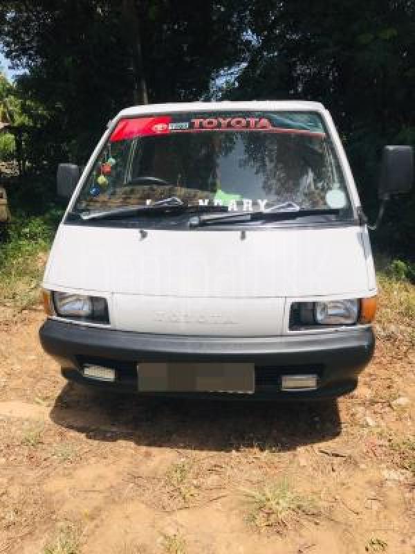 Toyota TownAce 1989 -  වෑන් රථය sale in Sri Lanka - patpat.lk