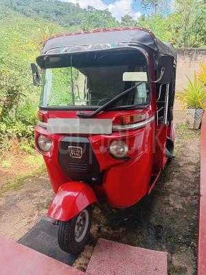 Bajaj 4 stroke 2015 - Used Three wheeler sale in Sri Lanka - patpat.lk