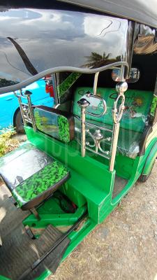 Bajaj Three Wheel 2012