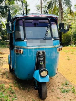 Bajaj Three Wheel 2008