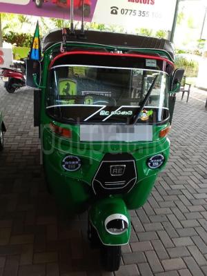 Bajaj Three Wheel 2019 - භාවිතා කරන ලද ත්‍රිරෝද රථය sale in Sri Lanka - patpat.lk