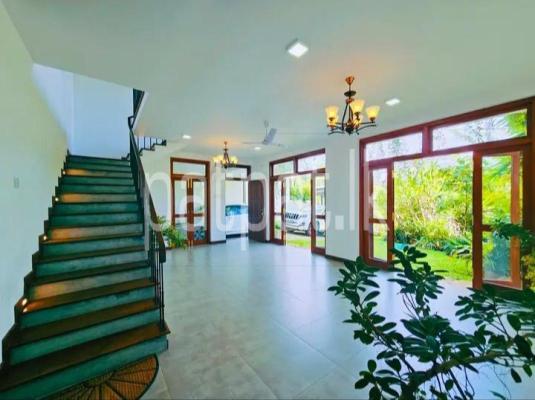 premium-listing-image