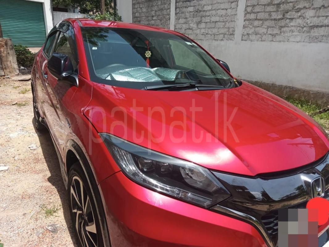 Honda Vezel 2016 -  SUV රථය sale in Sri Lanka - patpat.lk