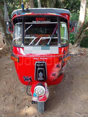 Bajaj Three Wheel 2009