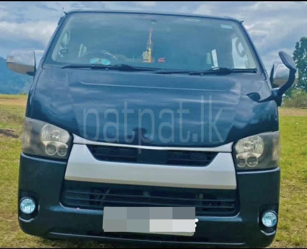Toyota Hiace 2005 - භාවිතා කරන ලද වෑන් රථය sale in Sri Lanka - patpat.lk