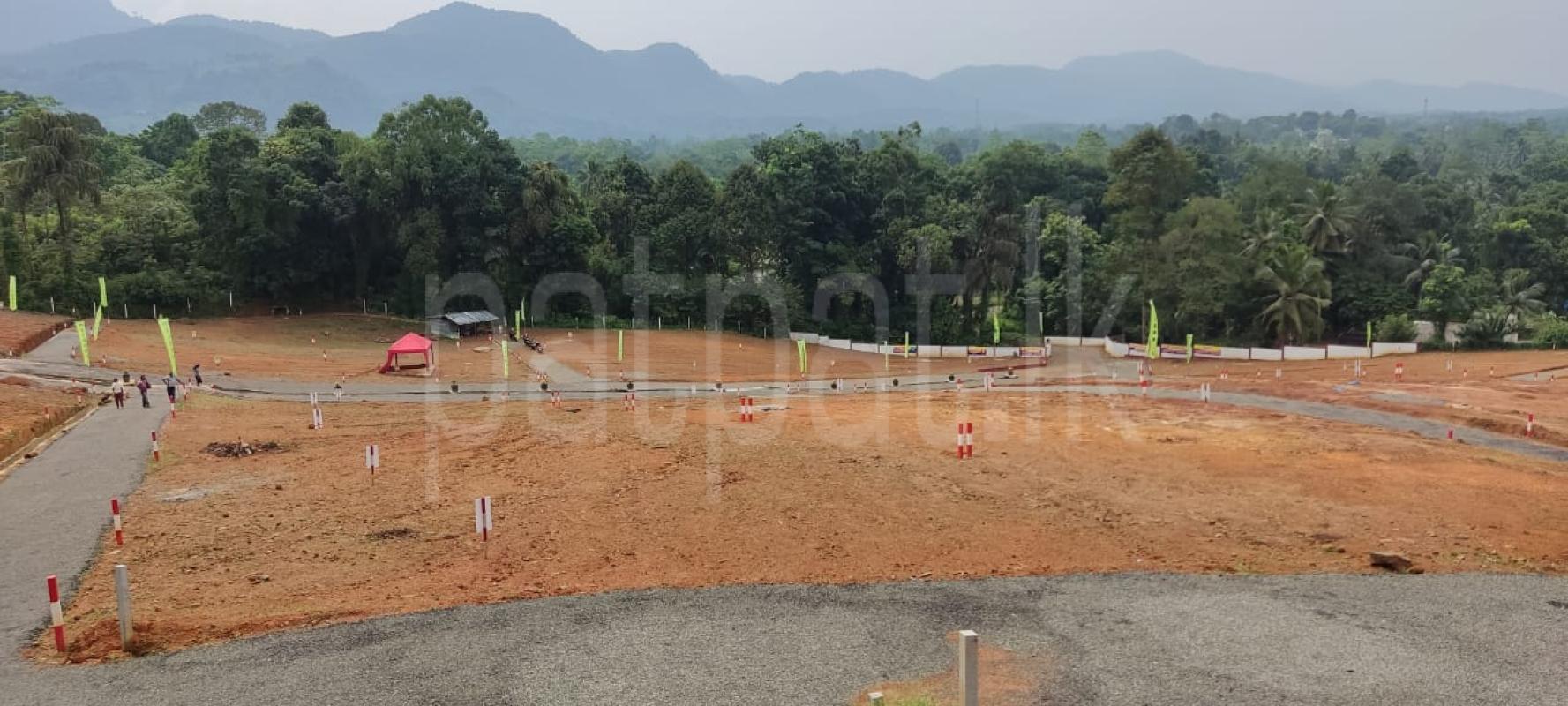 Residential Land for Sale in Kuruwita