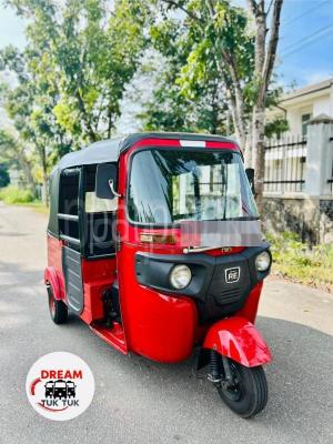 Bajaj Three Wheel 2019