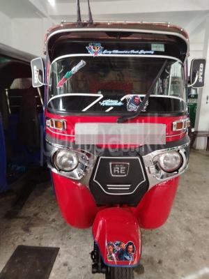 Bajaj Three Wheel 2016