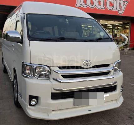 Toyota Hiace 2017 - பயன்படுத்தப்பட்டது வேன் sale in Sri Lanka - patpat.lk