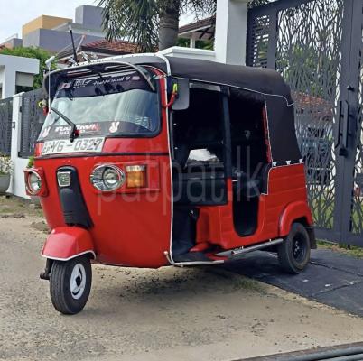 Bajaj 4 stroke 2012 -  ත්‍රිරෝද රථය sale in Sri Lanka - patpat.lk