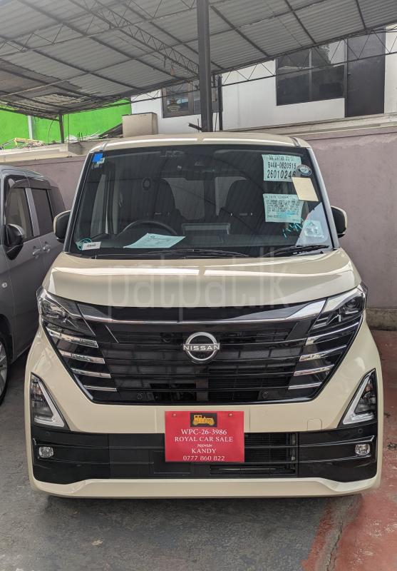 Nissan Roox 2023 -  කාර් sale in Sri Lanka - patpat.lk