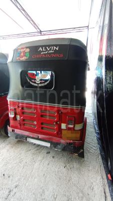 Bajaj Three Wheel 2015