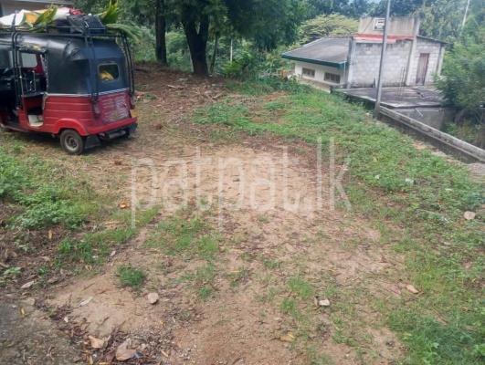 Residential Land for Sale in Gampola