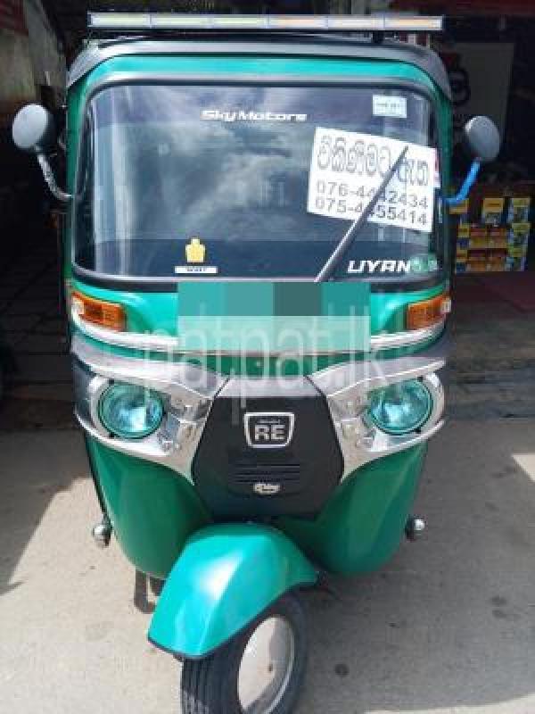 Bajaj 4 stroke 2017 - பயன்படுத்தப்பட்டது முச்சக்கர வண்டி sale in Sri Lanka - patpat.lk