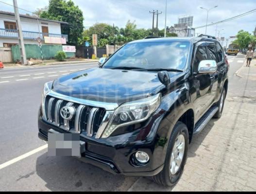 Toyota Land Cruiser Prado 2011