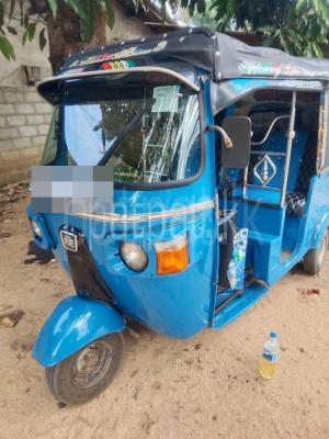 Bajaj 4 stroke 2010 - Used Three wheeler sale in Sri Lanka - patpat.lk