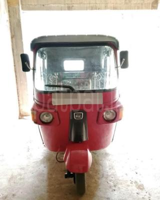 Bajaj Three Wheel 2011