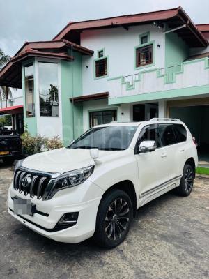 Toyota Land Cruiser 2010 - பயன்படுத்தப்பட்டது SUV sale in Sri Lanka - patpat.lk