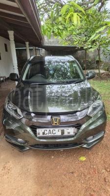 Honda Vezel 2014 - Used SUV sale in Sri Lanka - patpat.lk