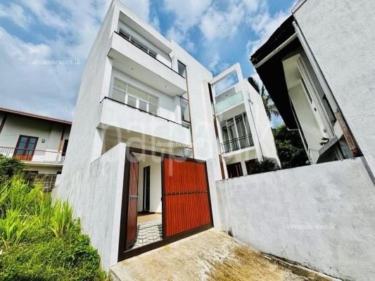 premium-listing-image