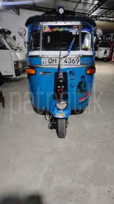 Bajaj Three Wheel 2006 - பயன்படுத்தப்பட்டது முச்சக்கர வண்டி sale in Sri Lanka - patpat.lk
