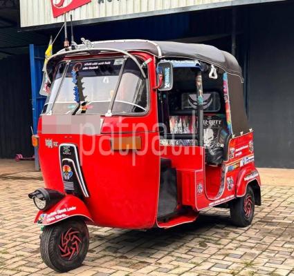Bajaj Three Wheel 2004