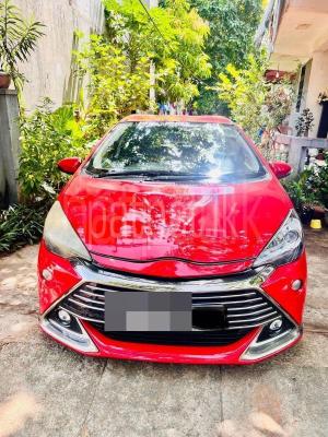 Toyota Aqua 2015 - பயன்படுத்தப்பட்டது கார் sale in Sri Lanka - patpat.lk