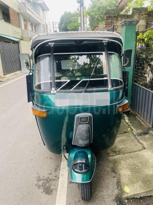 Bajaj 2 stroke 2005 - பயன்படுத்தப்பட்டது முச்சக்கர வண்டி sale in Sri Lanka - patpat.lk