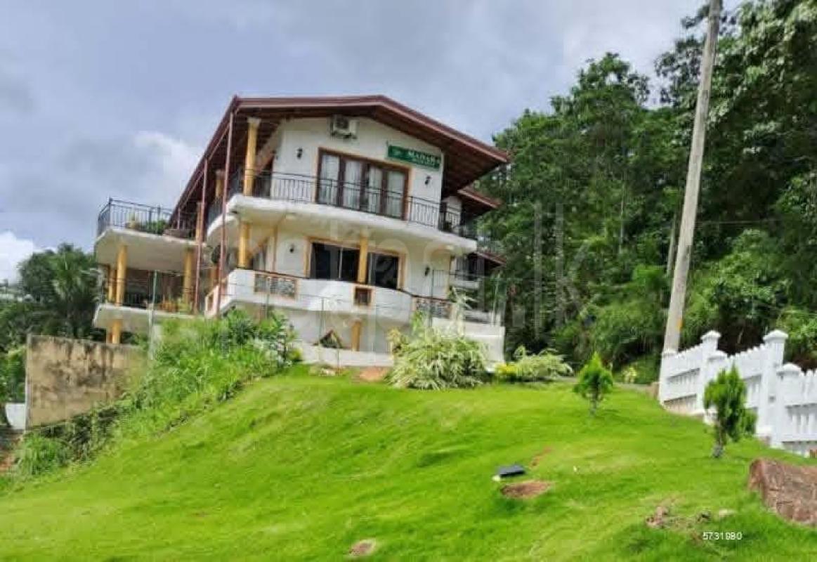 House for Sale in Peradeniya