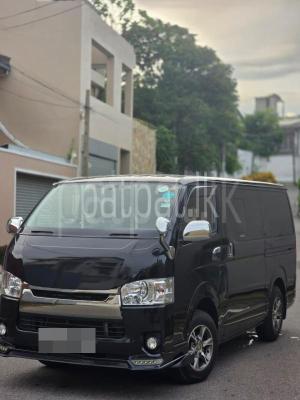 Toyota Hiace 2016 - பயன்படுத்தப்பட்டது வேன் sale in Sri Lanka - patpat.lk