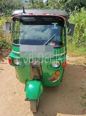 Bajaj Three Wheel 2012