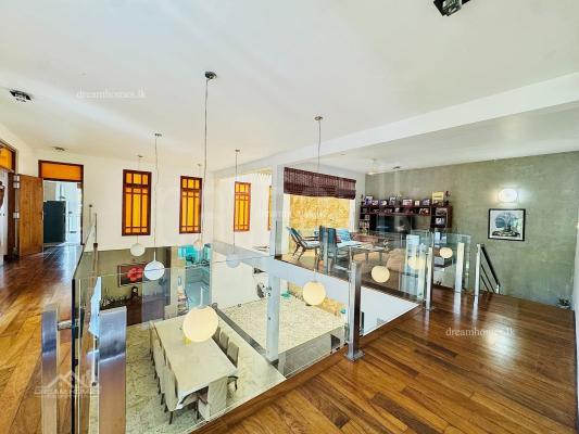 House for Sale in Talawatugoda
