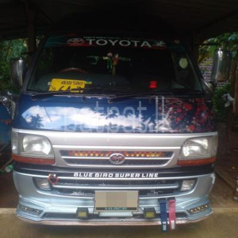 Toyota Hiace 1998 -  වෑන් රථය sale in Sri Lanka - patpat.lk