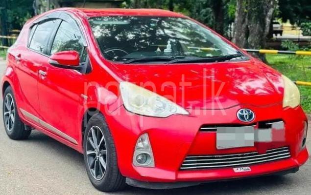 Toyota Aqua 2013 - பயன்படுத்தப்பட்டது கார் sale in Sri Lanka - patpat.lk